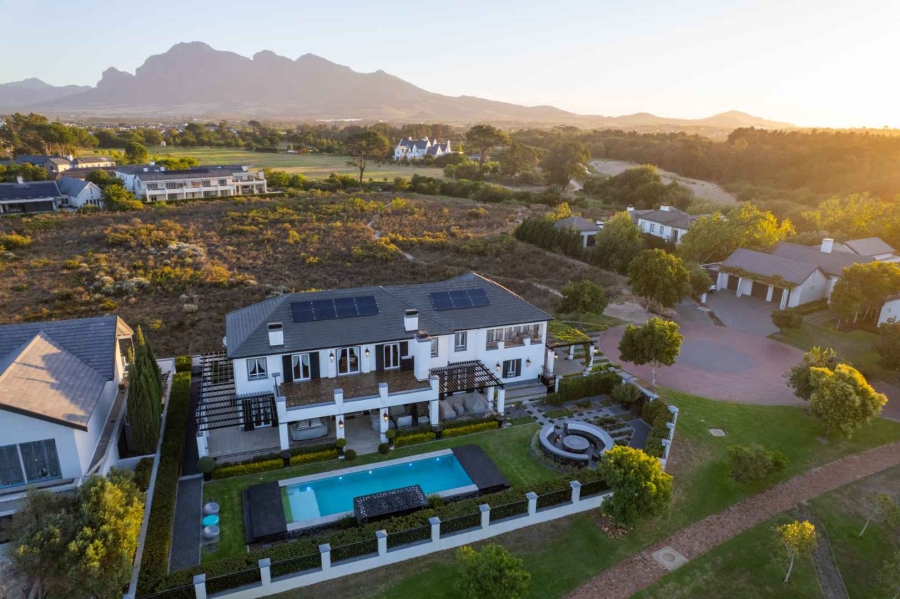 4 Bedroom Property for Sale in Val De Vie Estate Western Cape